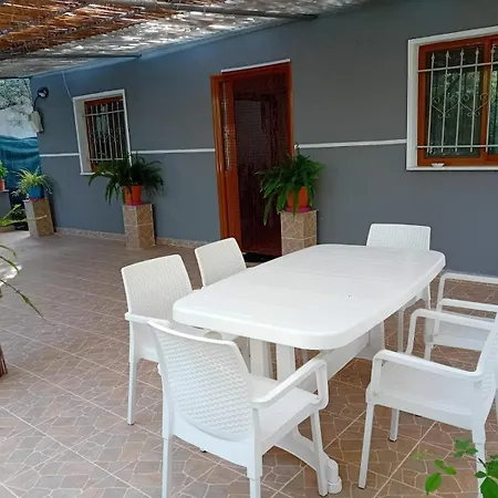 Sunset View Caushi Holiday home *